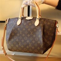 LOUIS VUITTON 루이비통 튀렌느 M48814