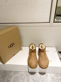 UGG 어그 부츠 U211764