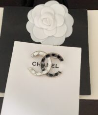 CHANEL 샤넬 브로우치 C240747