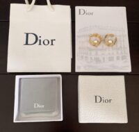 CHRISTIAN DIOR 크리스찬 디올 귀걸이 CD240801