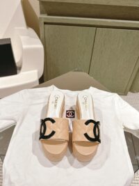 CHANEL 샤넬 샌들힐 C240773