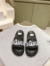 ALEXANDER MCQUEEN 알렉산더 맥퀸 슬리퍼 AM240729