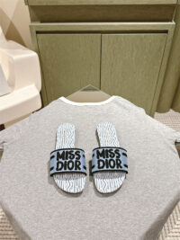 CHRISTIAN DIOR 크리스찬 디올 슬리퍼 1.5CM CD240835