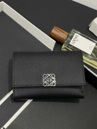LOEWE 로에베 반지갑 L3803