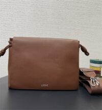 LOEWE 로에베 메신저백 L8976