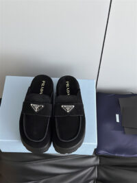 PRADA 프라다 슬리퍼 4.0CM P504025