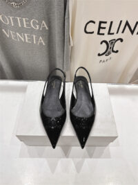 CELINE 셀린느 슬링백 C504011