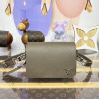 LOUIS VUITTON 루이비통 패스트라인 웨어러블 월릿 메신저백 M11484