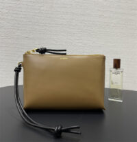 LOEWE 로에베 클러치백 L89282