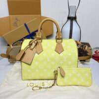 LOUIS VUITTON 루이비통 스피디 P9 반둘리에 30 토트백/크로르백 M14068