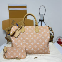 LOUIS VUITTON 루이비통 스피디 P9 반둘리에 40 여행가방  M13919