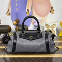 LOUIS VUITTON 루이비통 LV 바이커 MM 토트백/크로르백 M14702
