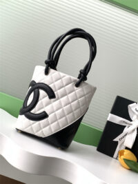 CHANEL 샤넬 토트백 CAS6335