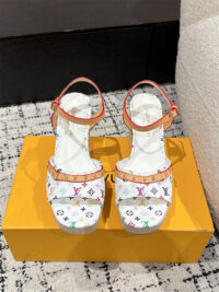 LOUIS VUITTON 루이비통 샌들힐 8.5CM LV505004