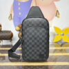 LOUIS VUITTON 루이비통 에비뉴 슬링백 M45302