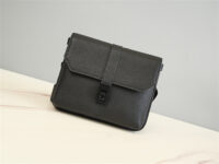 FERRAGAMO 페레가모 메신저백 2116089