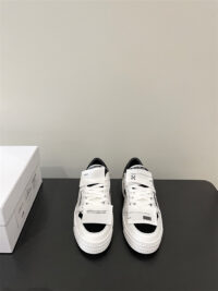 OFF WHITE 오프 화이트 스니커즈 OW505018