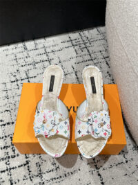 LOUIS VUITTON 루이비통 샌들힐 LV505006