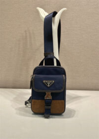 PRADA 프라다 리나일론 및 가죽 스마트폰 케이스 슬링백 2ZH194