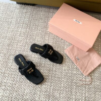 MIUMIU 미우미우 슬리퍼 M506004