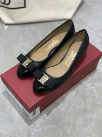 FERRAGAMO 페레가모 미들힐 F507004