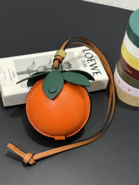 LOEWE 로에베 백참 L327