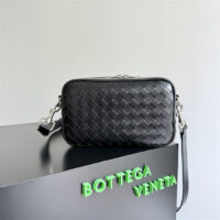 BOTTEGA VENETA 보테가 베네타 크로스백 BV241506