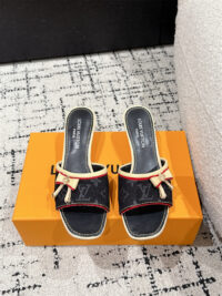 LOUIS VUITTON 루이비통 샌들힐 LV507021