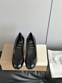 CHRISTIAN LOUBOUTIN 크리스찬 루부탱 하이힐 6.5CM CL507030