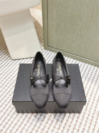 CHANEL 샤넬 미들힐 C60010