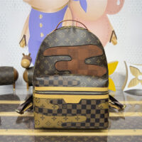 LOUIS VUITTON 루이비통 디스커버리 백팩 M26130