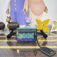 LOUIS VUITTON 루이비통 보스포어 웨어러블 월릿 메신저백 M15173