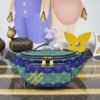 LOUIS VUITTON 루이비통 러시 범백 벨트백 M25783