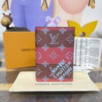LOUIS VUITTON 루이비통 여권지갑 M26538