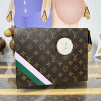 LOUIS VUITTON 루이비통 토일렛 파우치 M25820