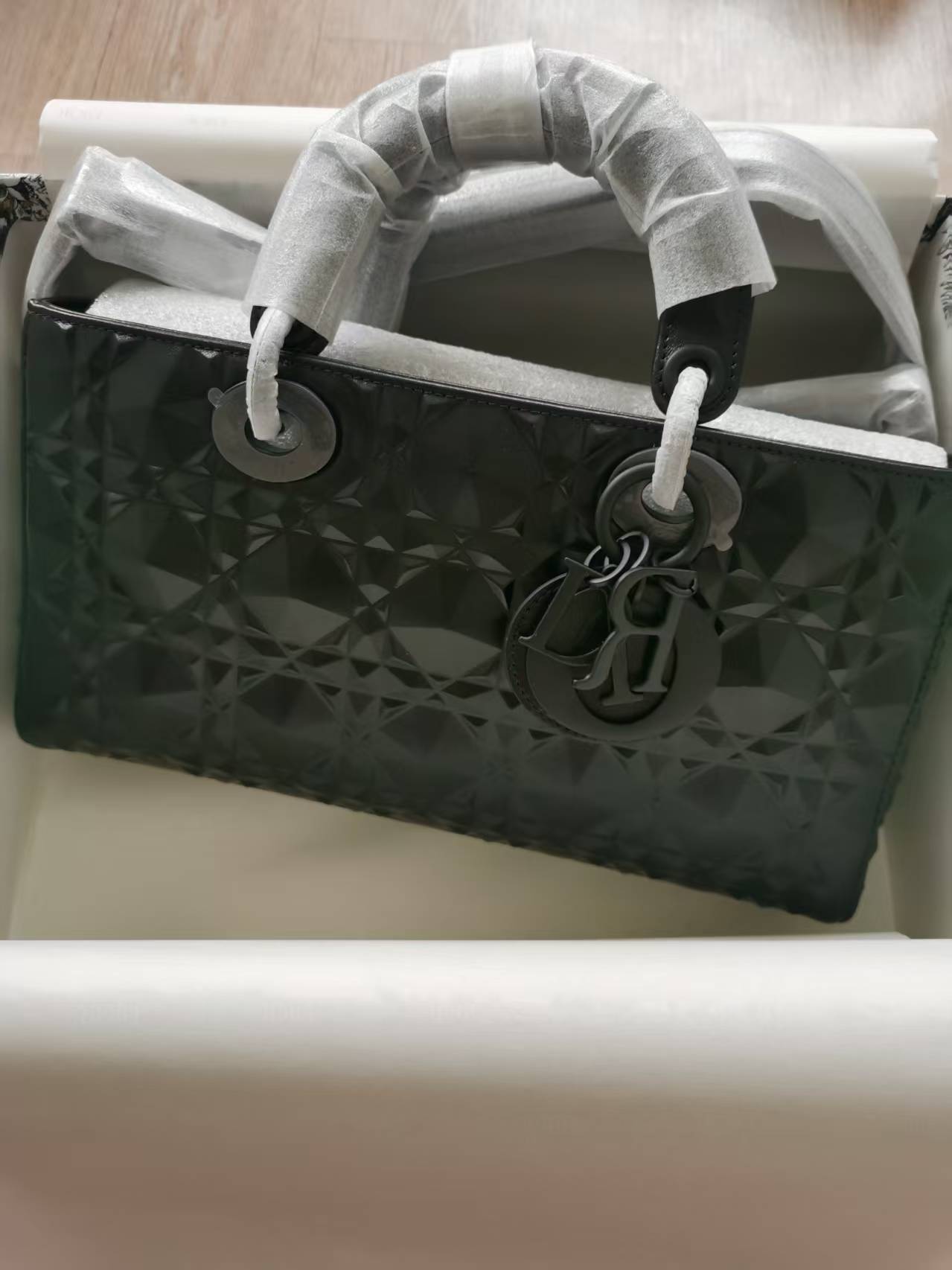 첨부이미지